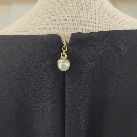 Karl Lagerfeld Elegant Black Dress with Pearl Accents Size 8 - Picture 5 of 10